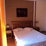 Local Private * Lisbon