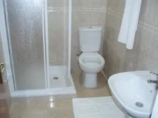 Local Private Hostal *